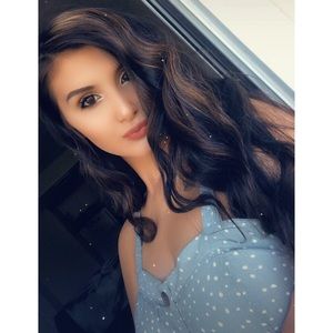 Meet your Posher, Korinne